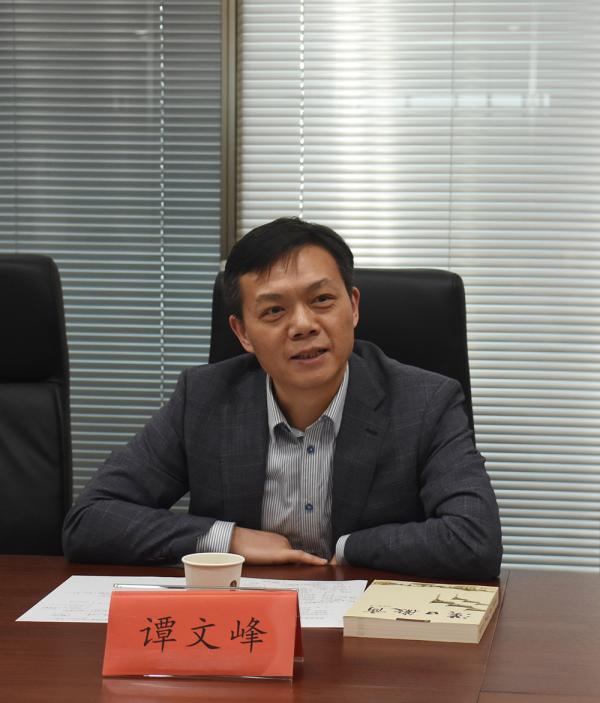 谭文峰2.jpg